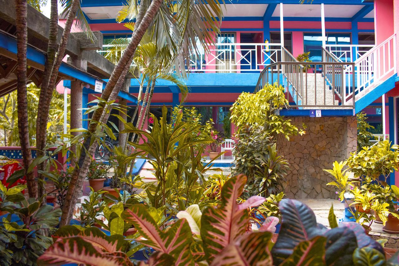 Hotel El Encanto Fresh Water Bay Eksteriør billede